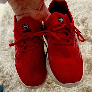 Unlimited red lace up shoes boys size 5